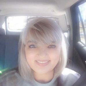 Meet your Posher, Alisa